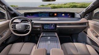 2025 Lincoln Lincoln Navigator Internal Image 2